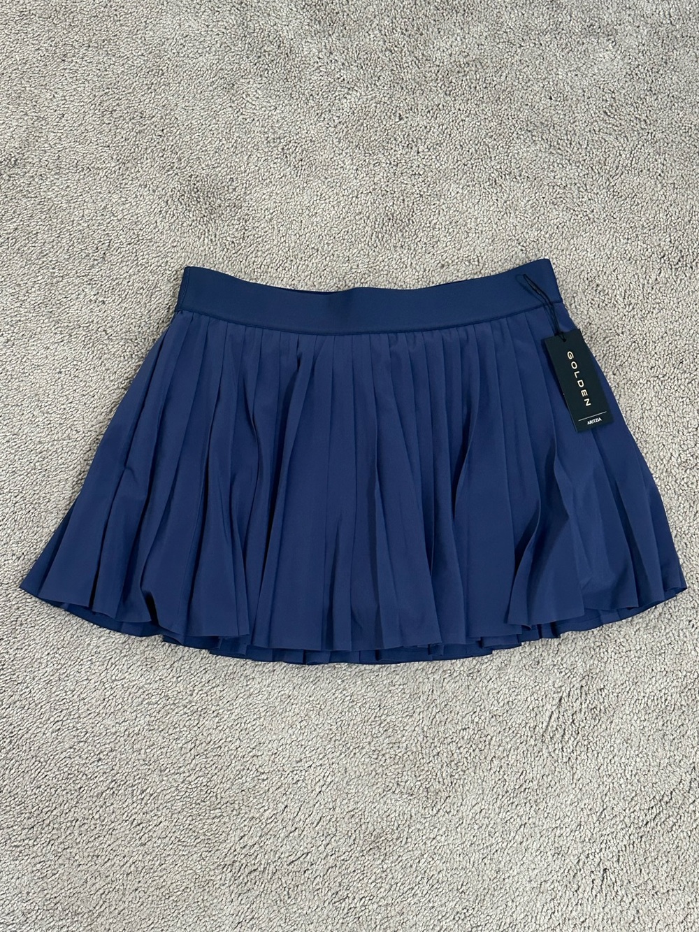 NWT Aritzia Navy Golden
MoveTech Tennis Pro Micro Skirt